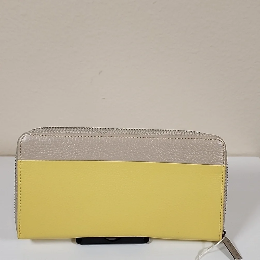 Evan Picone Long Zippy Wallet NWT